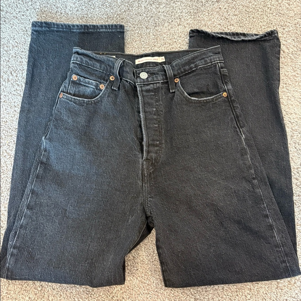 Levi’s Ribcage Straight Ankle